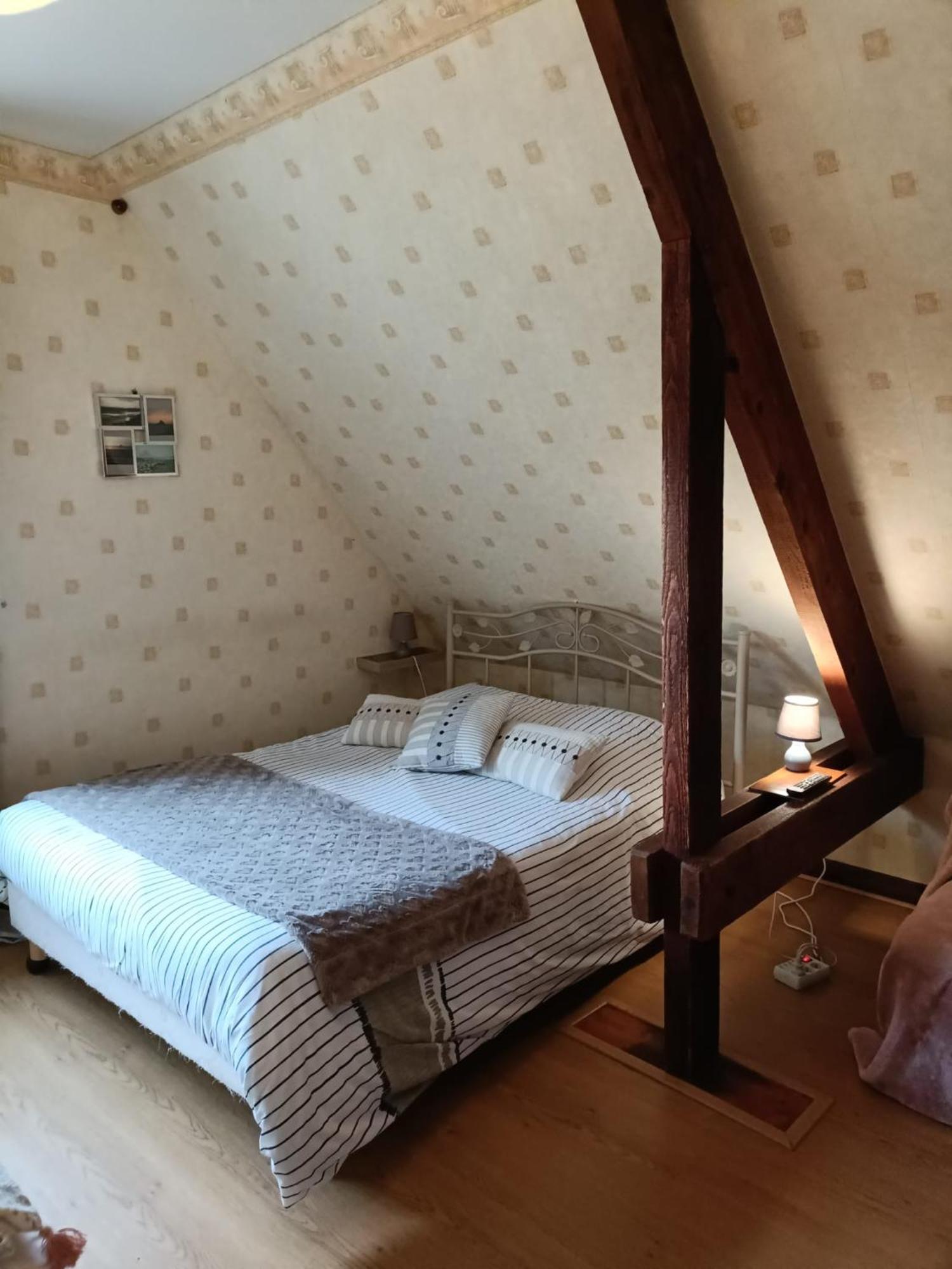 Maison D'Hotes Les Vallees Saint-Quentin-sur-le-Homme Kamer foto